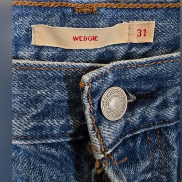 # 184 Womens Levis Wedgie Straight Jeans - Picture 4 of 8